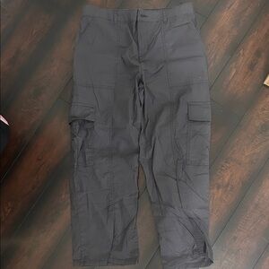 Social Standard by Sanctuary Charcoal Cargo Cropped Pants